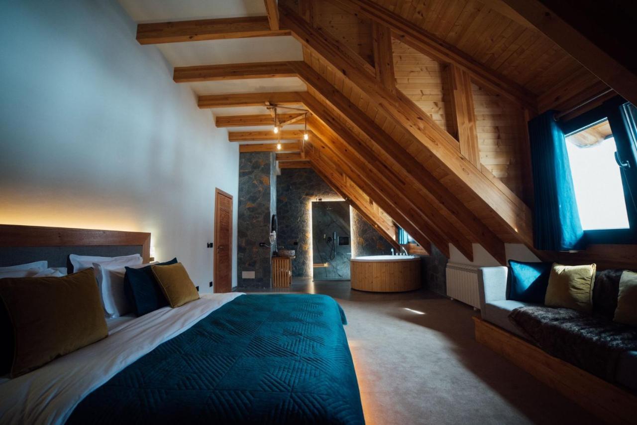 Hotel Kulla E Bajraktarit Boge ภายนอก รูปภาพ
