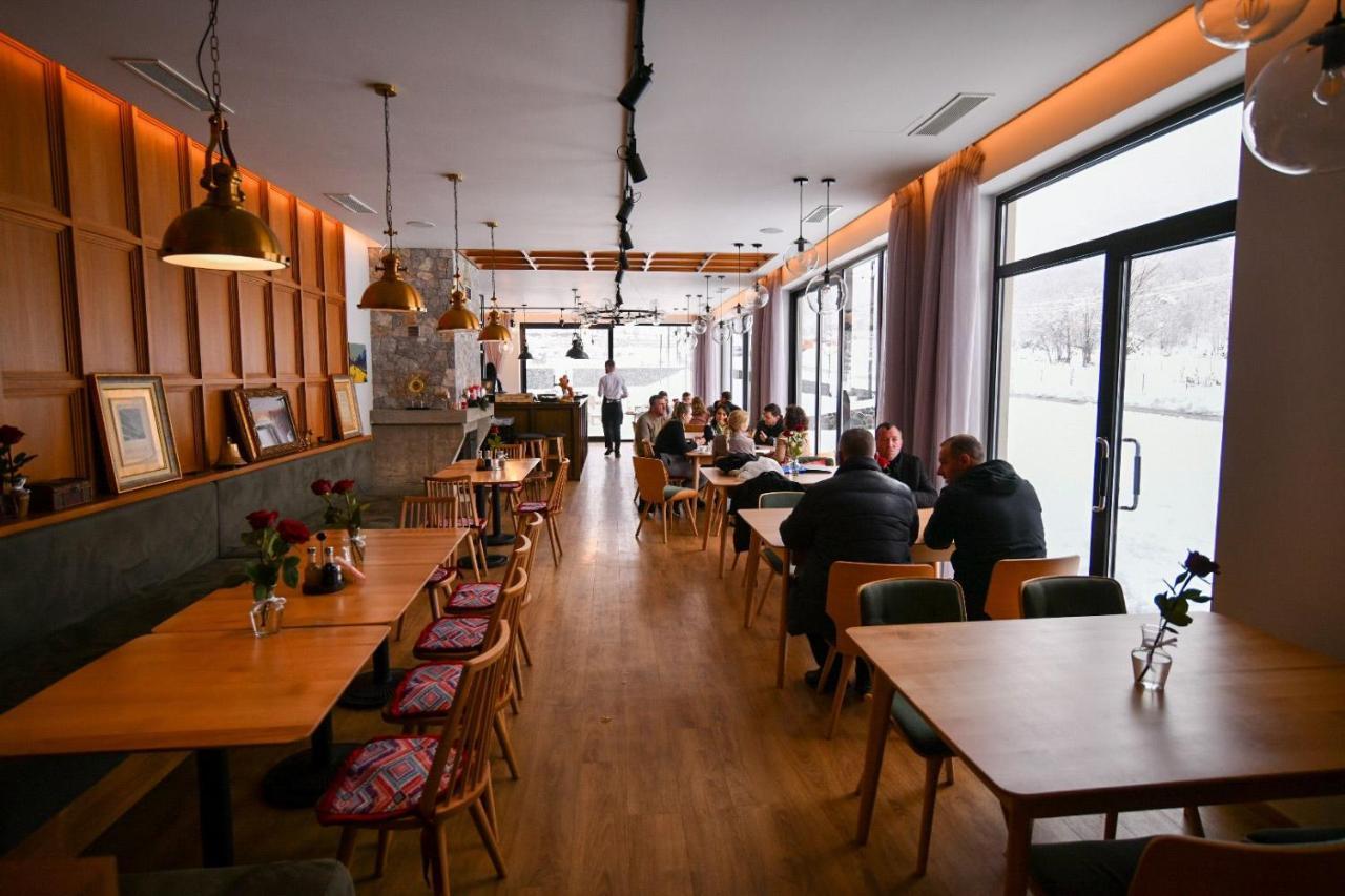 Hotel Kulla E Bajraktarit Boge ภายนอก รูปภาพ