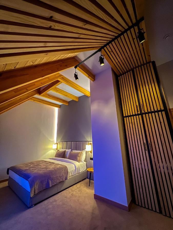 Hotel Kulla E Bajraktarit Boge ภายนอก รูปภาพ