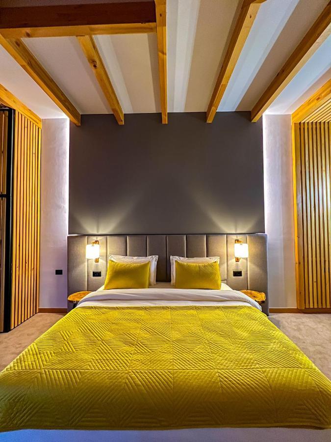 Hotel Kulla E Bajraktarit Boge ภายนอก รูปภาพ