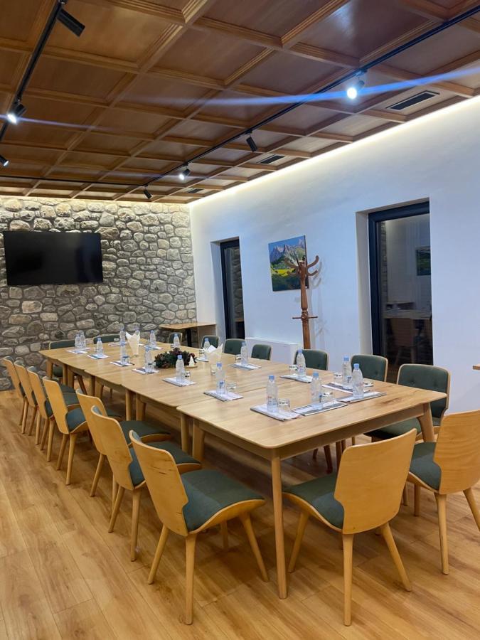 Hotel Kulla E Bajraktarit Boge ภายนอก รูปภาพ